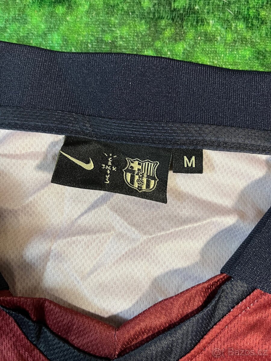 travis scott dres - 3