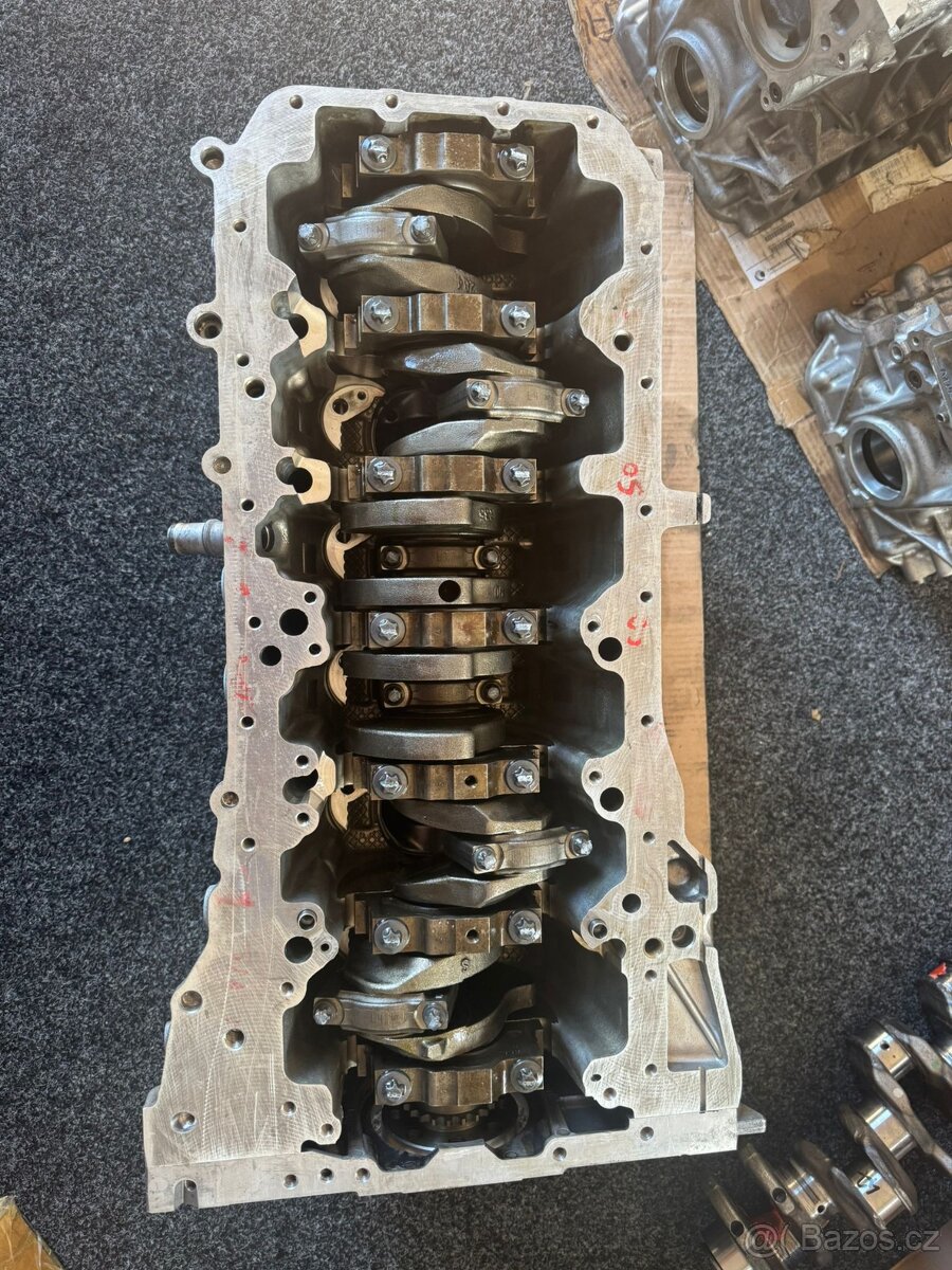 Motor BMW N57D30 + nová kliková hřídel - 3