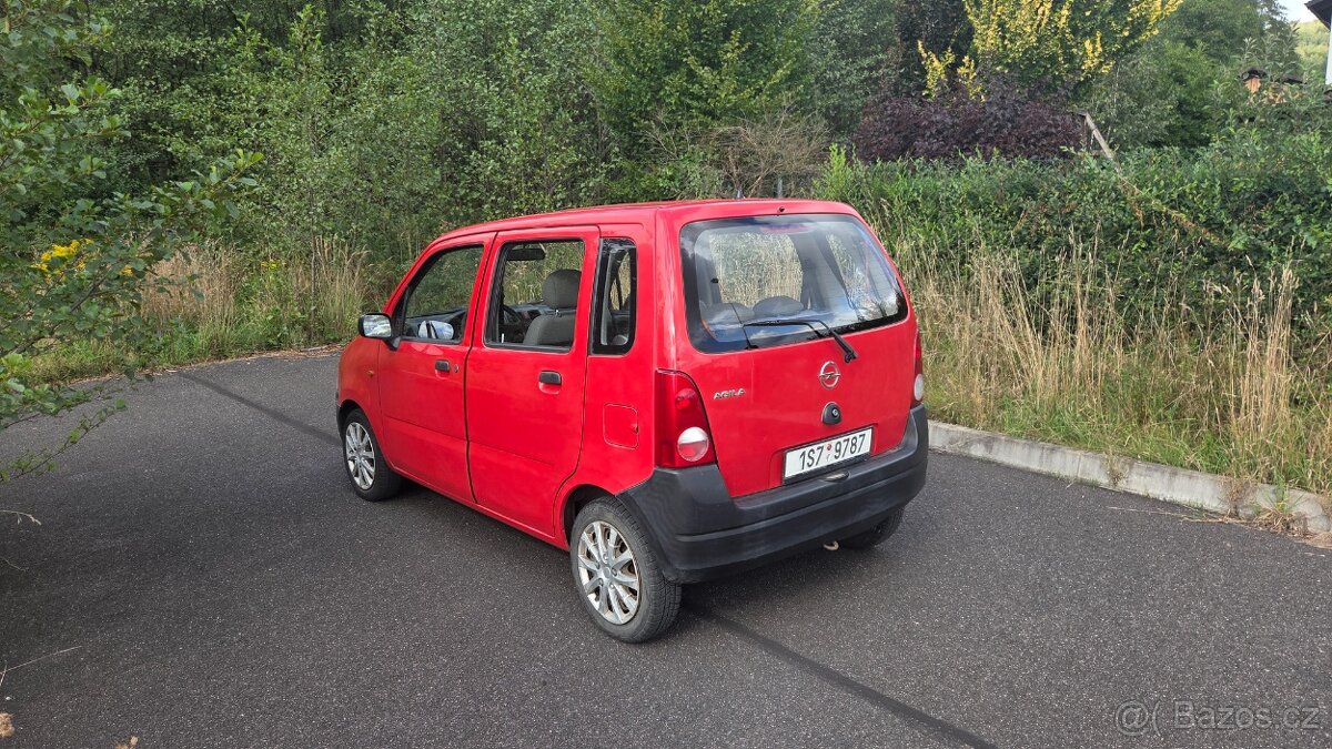 Opel Agila najeto pouze 70.000km - 3