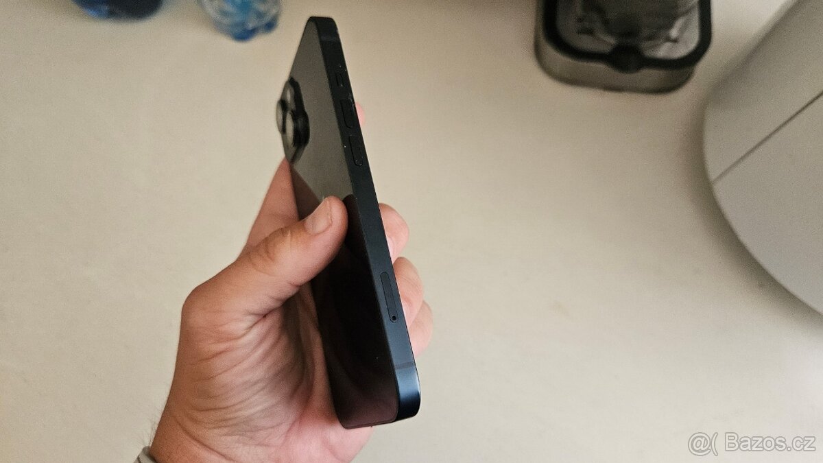 Vymením Apple iPhone 14 tmavý 128GB - 3