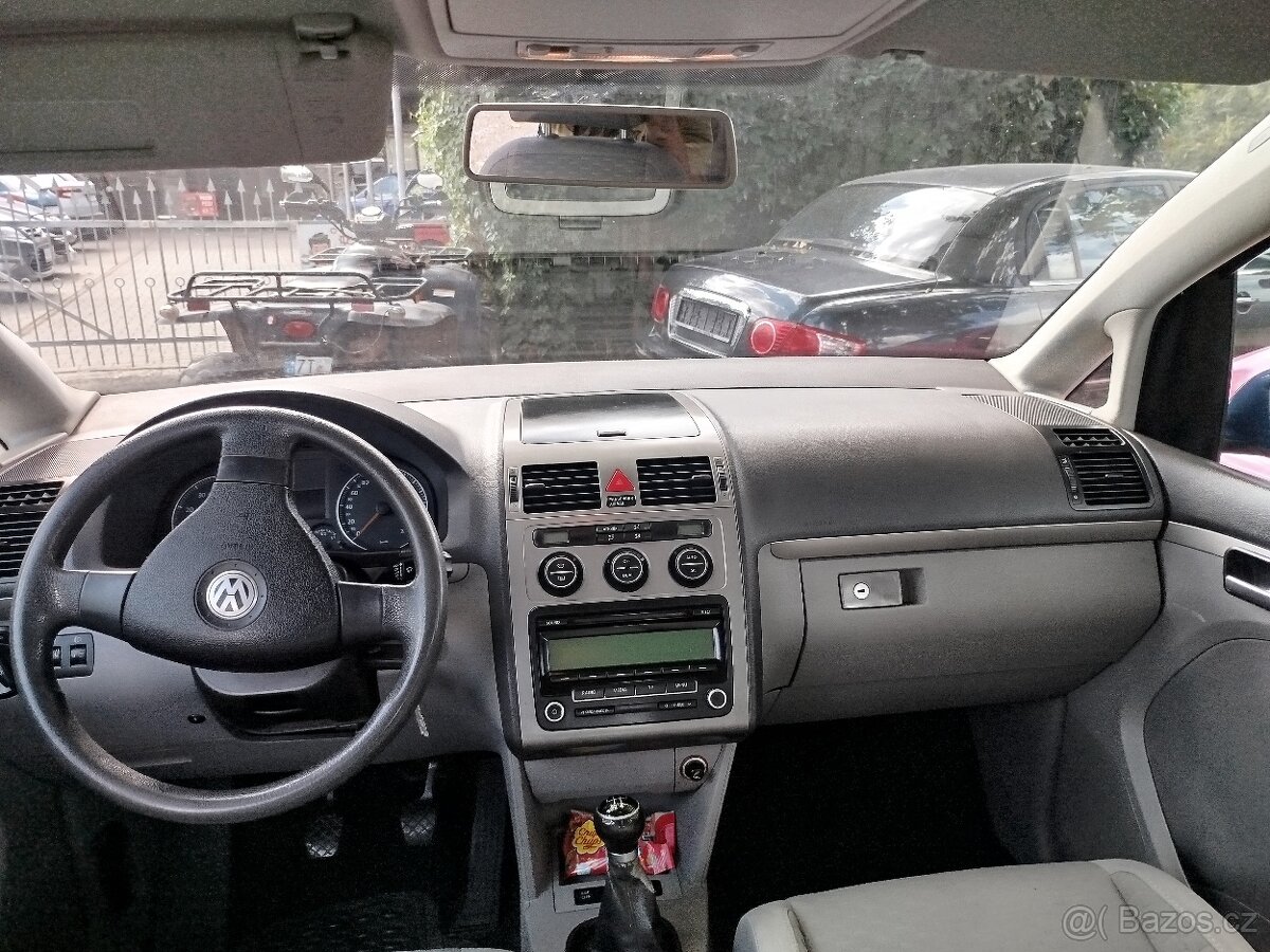 Touran cng - 3