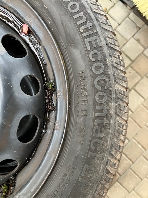 Prodám sadu letních plechových kol 175/65 R14 - 3