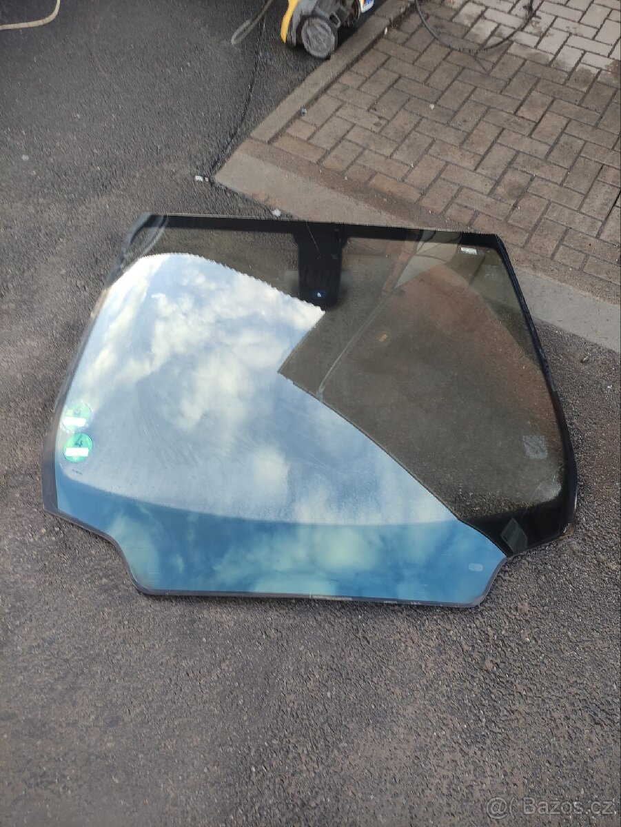 Peugeot 308 SW 2008 panoráma, čelní okno. - 3