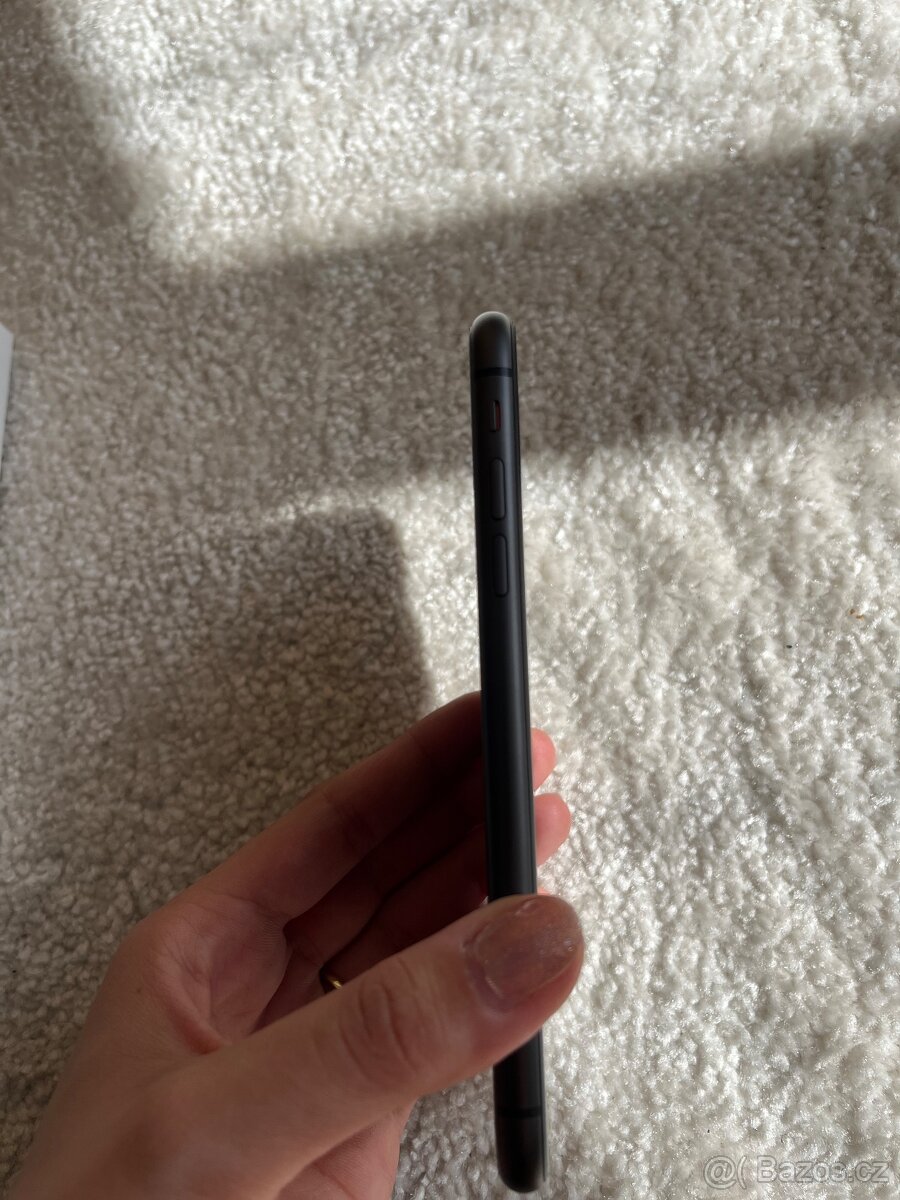 iPhone 11 – 128 GB, perfektní stav - 3