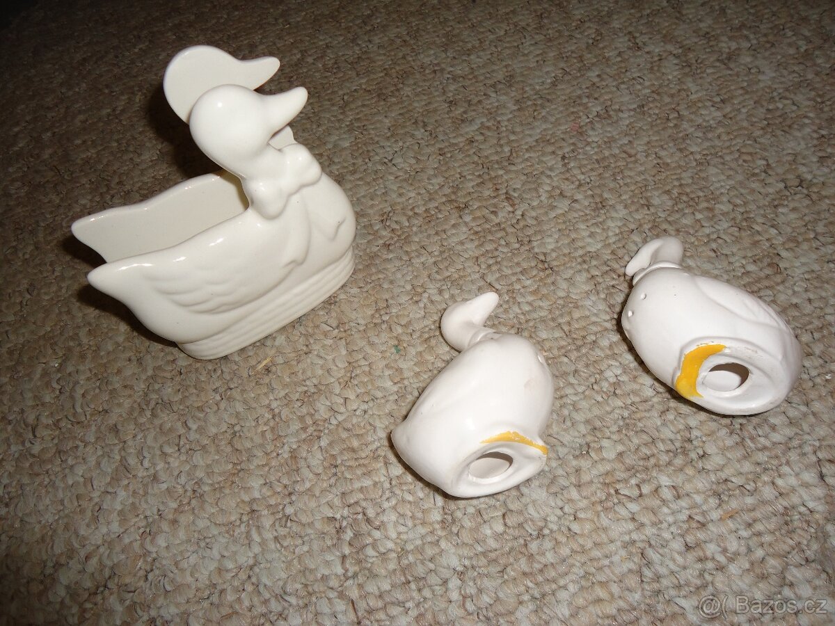 Keramická slánka, pepřenka a stojan na ubrousky - 3