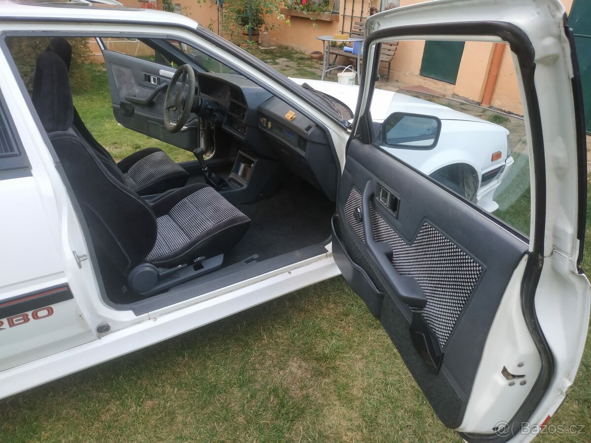 Mitsubishi, Cordia 1.8 ECi Turbo - 3