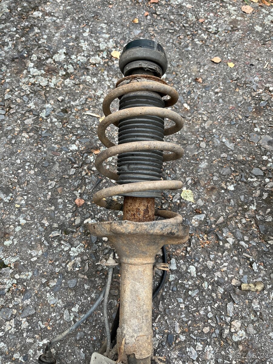 Tlumiče, těhlice, brzdy Octavia 4x4 - 3