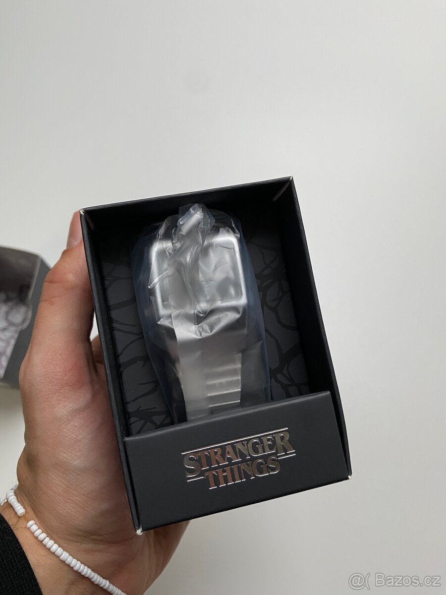 Casio Stranger Things Hodinky - 3