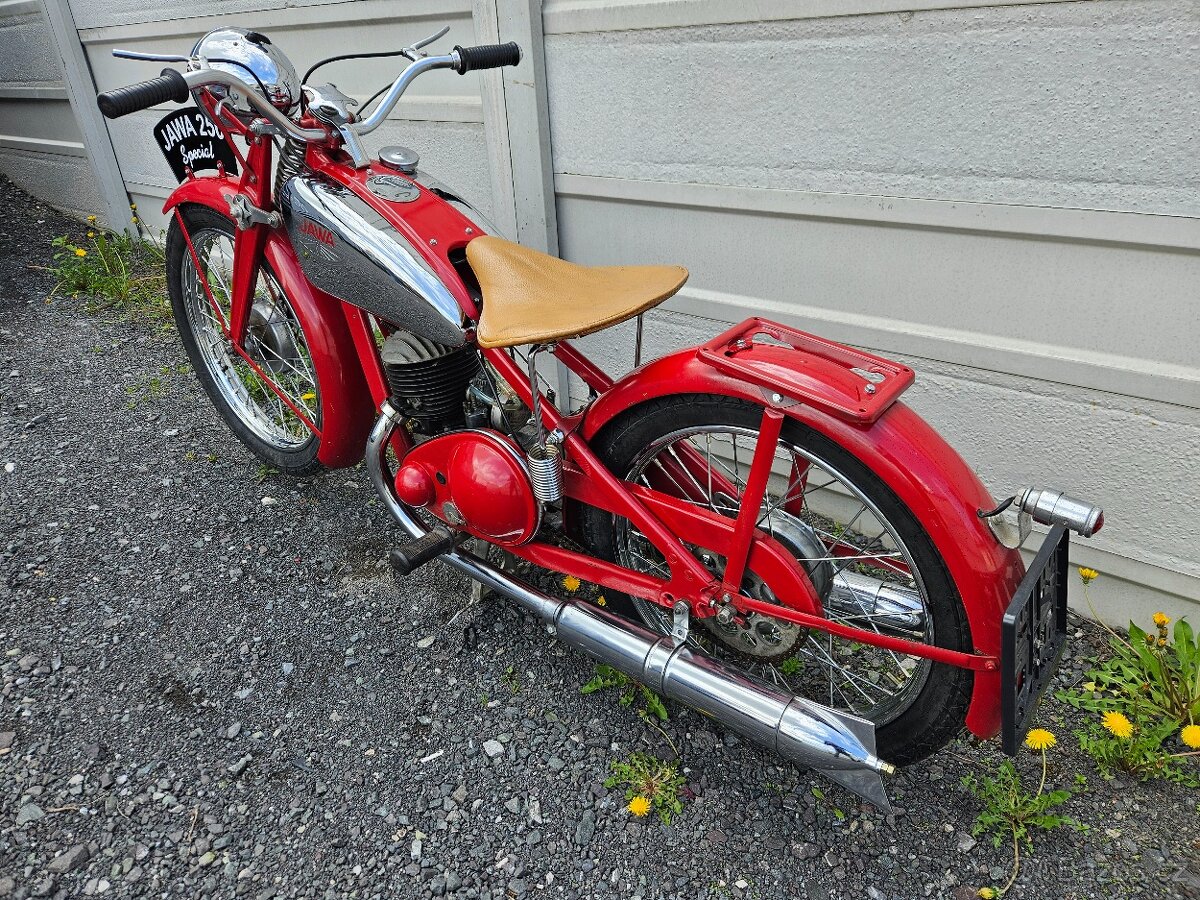 Jawa 250 Special - 3