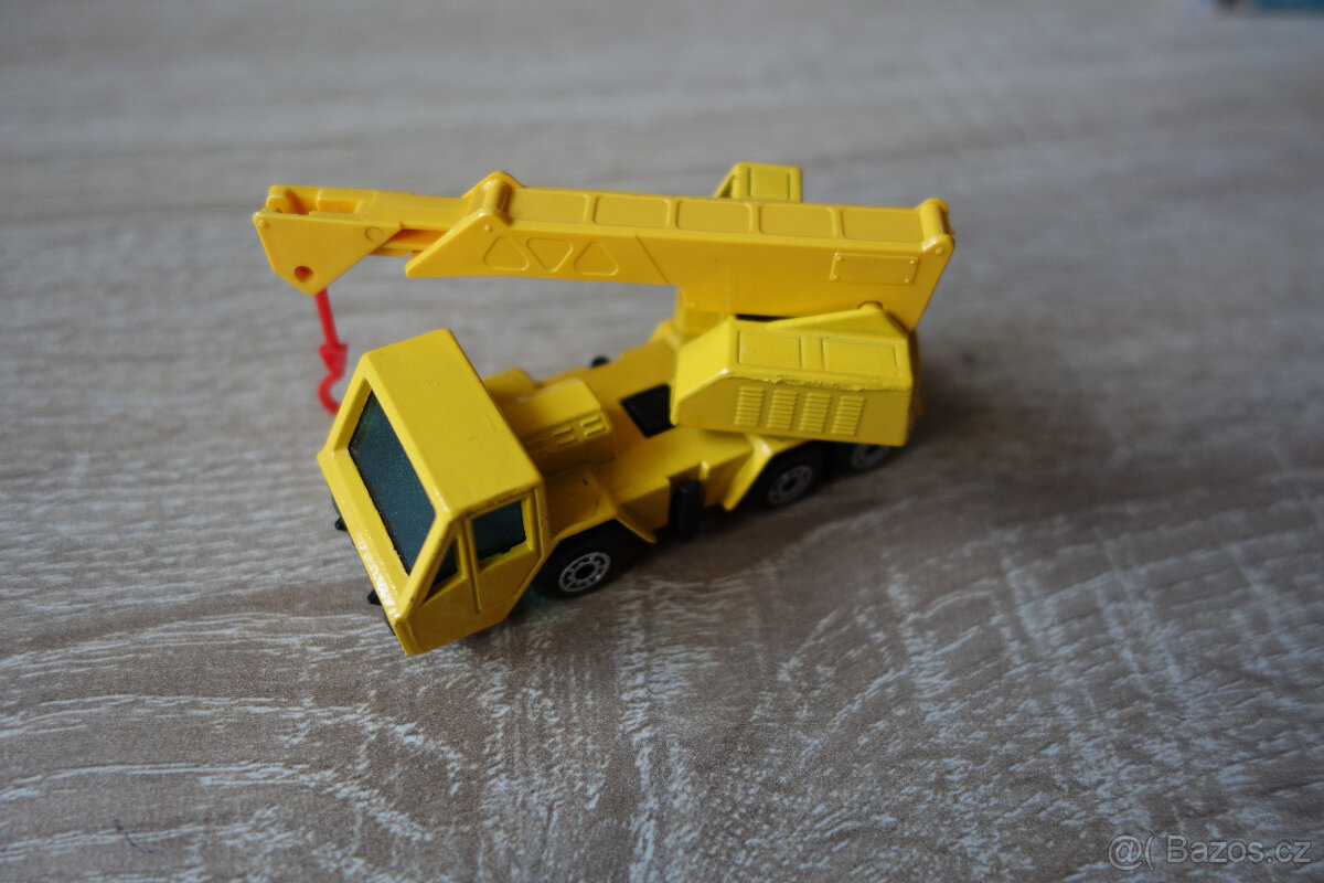 Matchbox Superfast No. 49 Crane Truck - 3