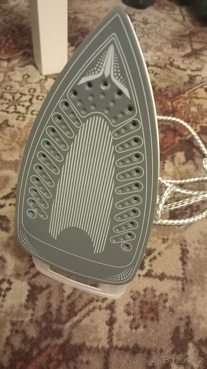 Napařovací žehlička nová nepoužitá - 3