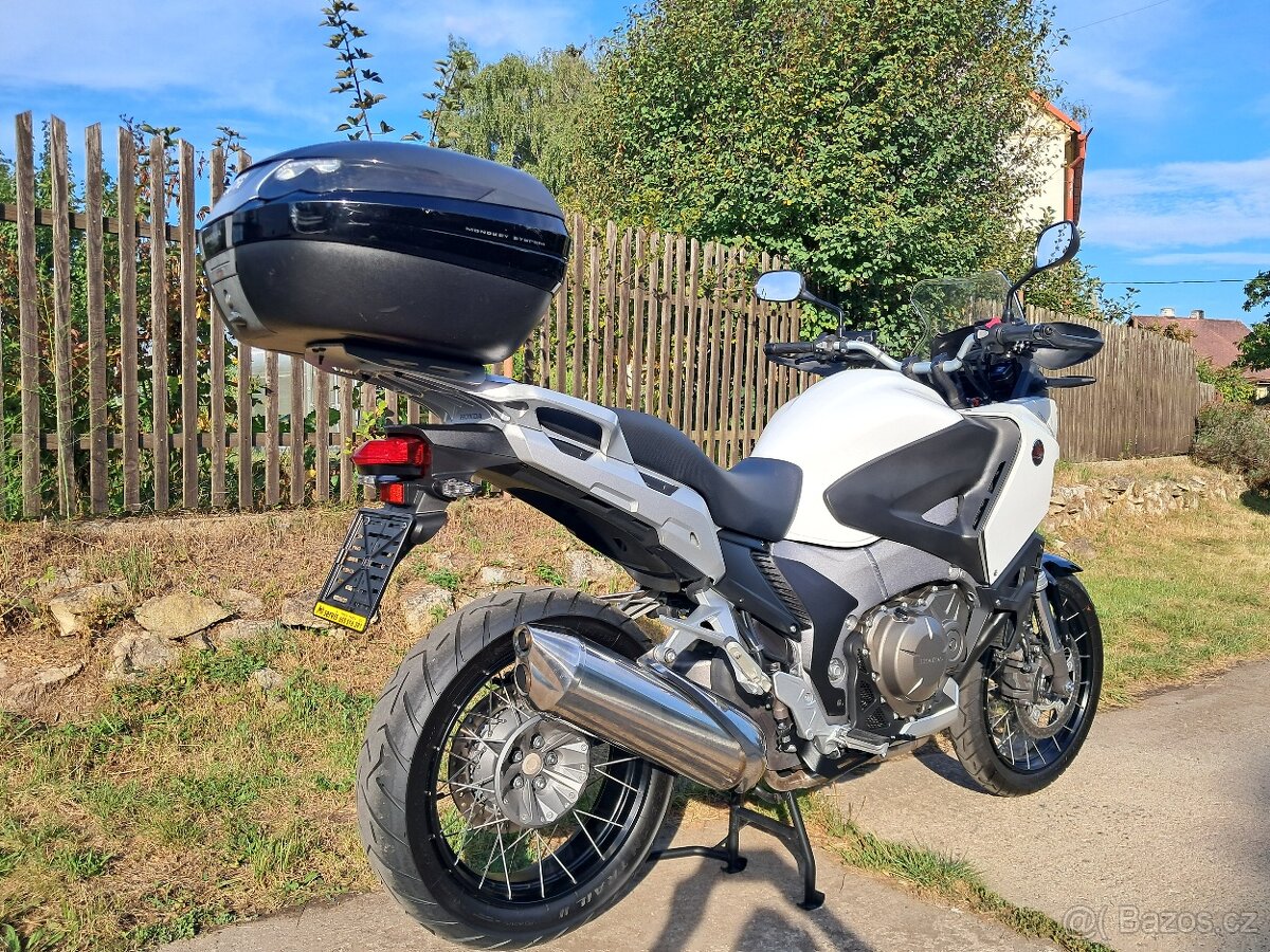 Honda VFR 1200 X Crosstourer snížené - 3