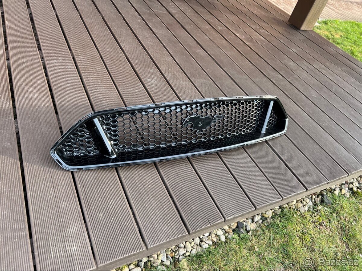 Ford mustang GT 17-23 grill maska - 3
