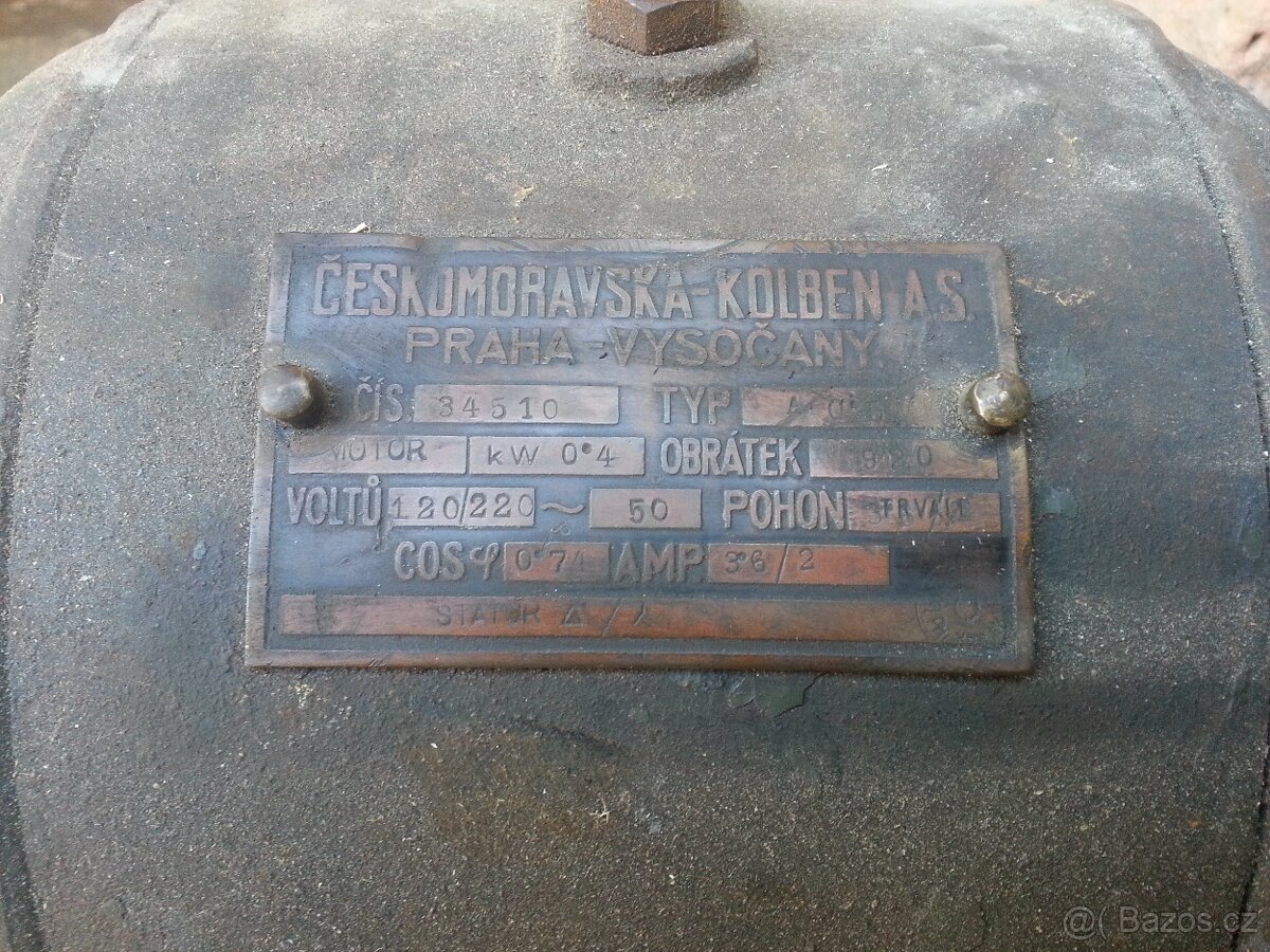 Starý předválečný elektromotor ČKD - 3