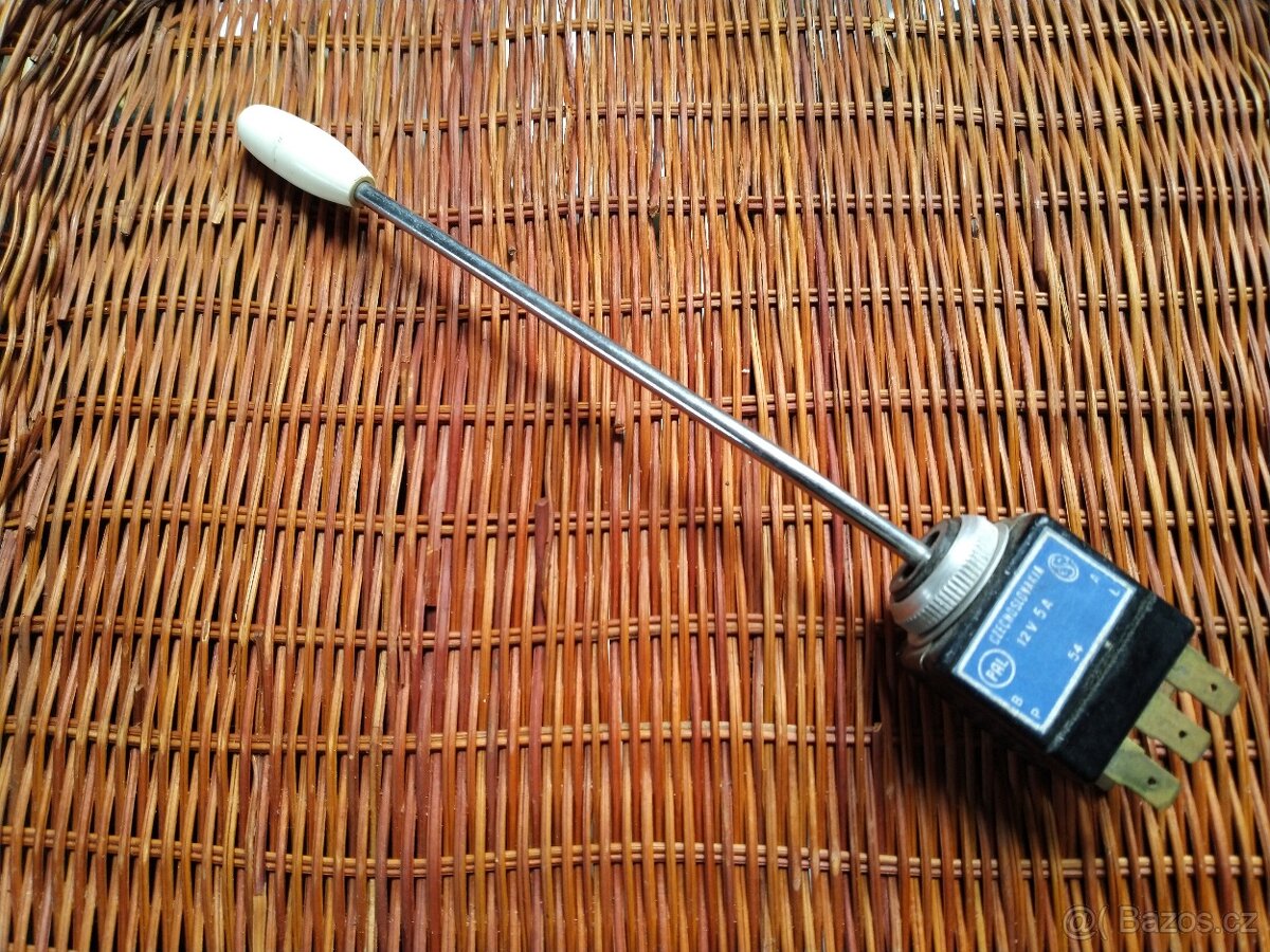 Prodám přepínač na Pal - 3