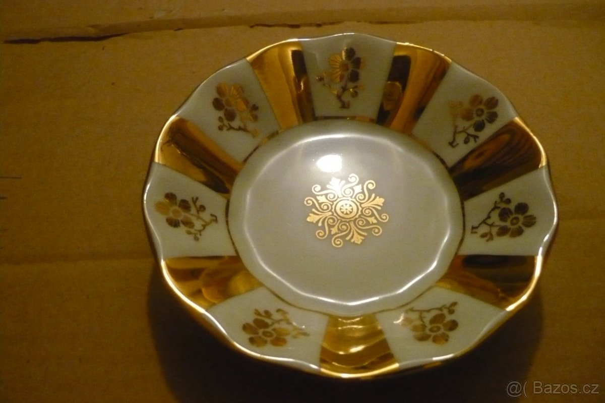 prodám sklo a porcelán - 3