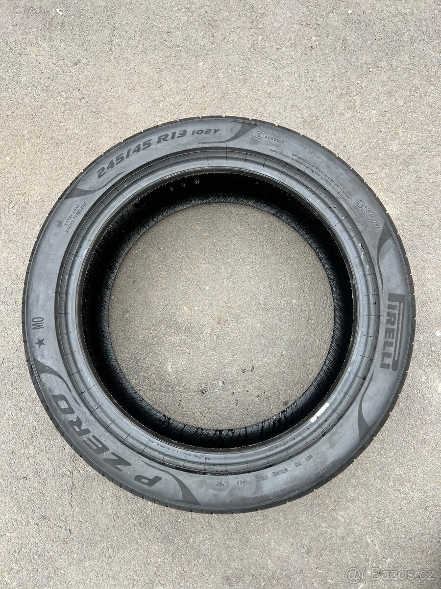 Sada letních pneumatik Pirelli |245/45/19| - 3