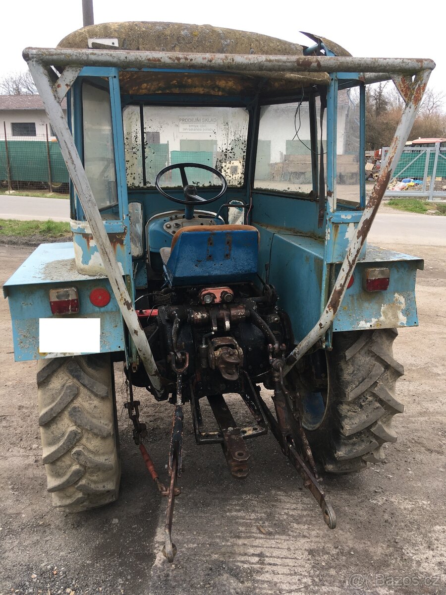 Zetor 3011 velká náprava - učinkoval v reklamě na Fio - 3