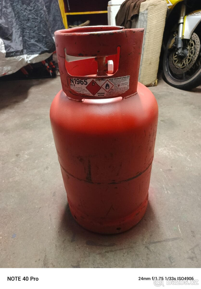 Plynová láhev 10kg 700.- - 3