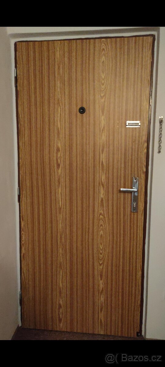 Vchodové protipožární dveře do bytu - 3