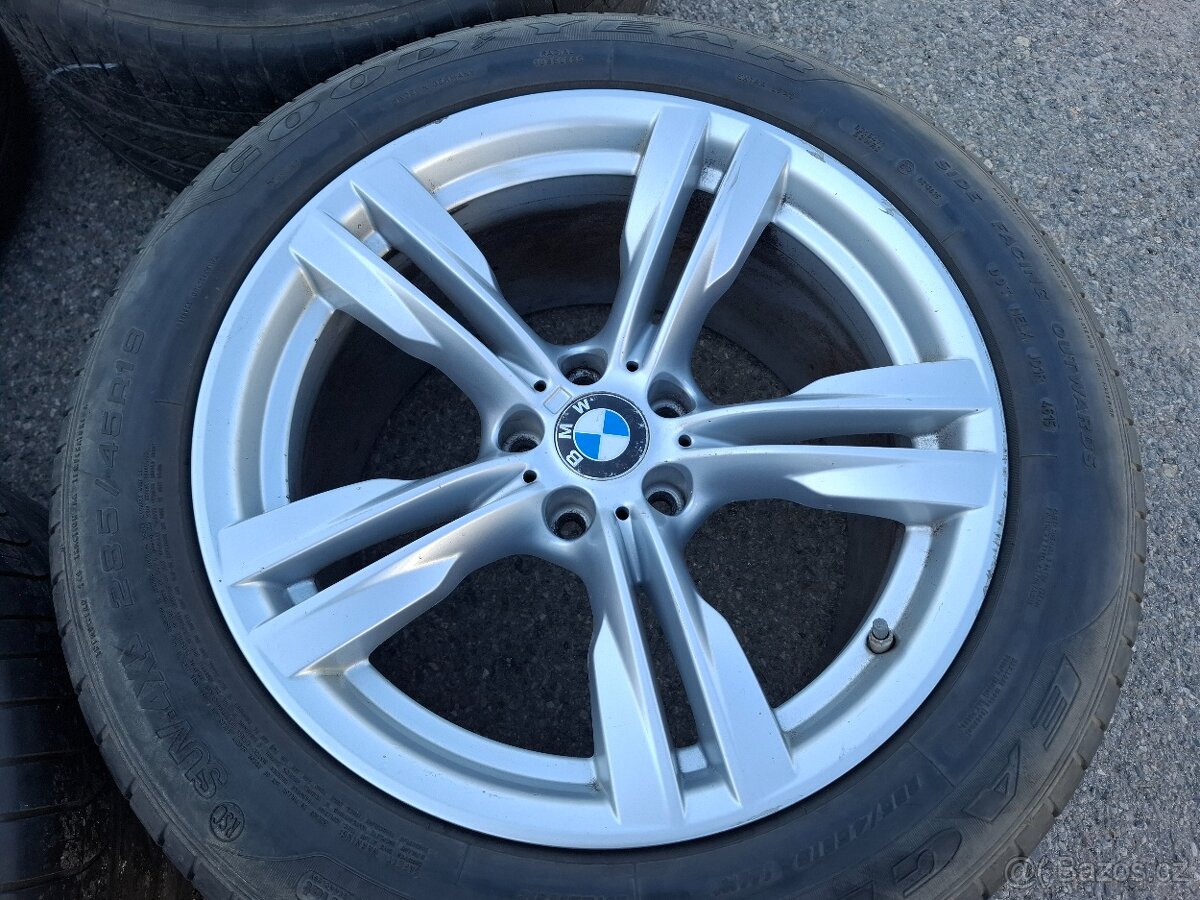 Original sada 19" BMW X5 style 467 M-POWER - 3