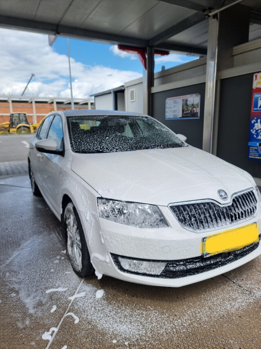 Škoda Octavia 1.4 tsi Gtec pravidelné servisy a Výborný stav - 3