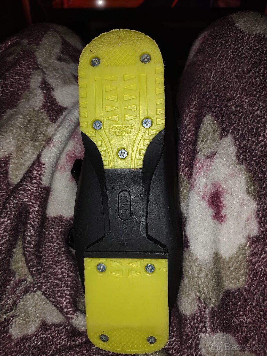 Dětské lyže a lyžařské boty - 3