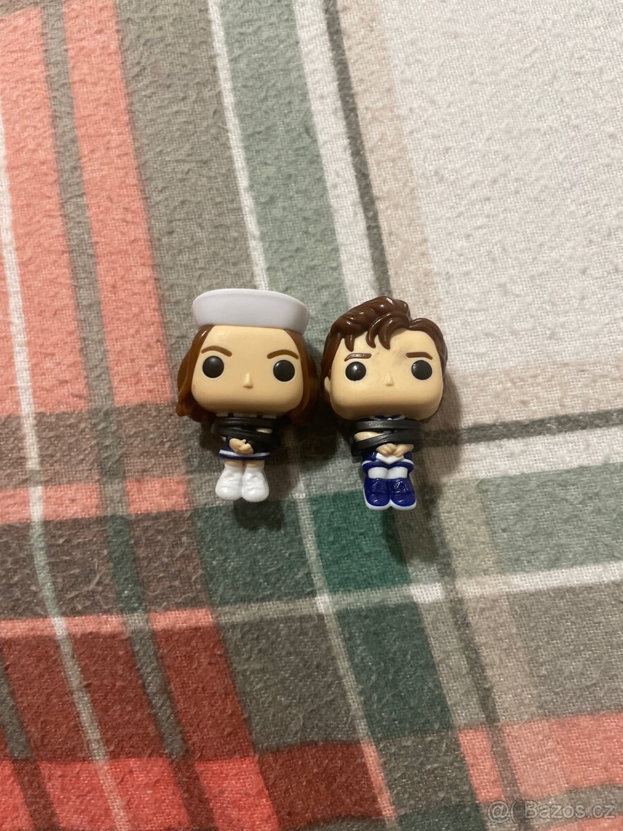 kinder joy-stranger things - 3