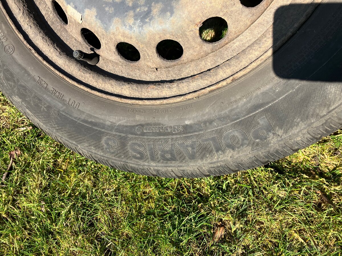 Prodej zimní pneu + plech 165/65 R15 - 3