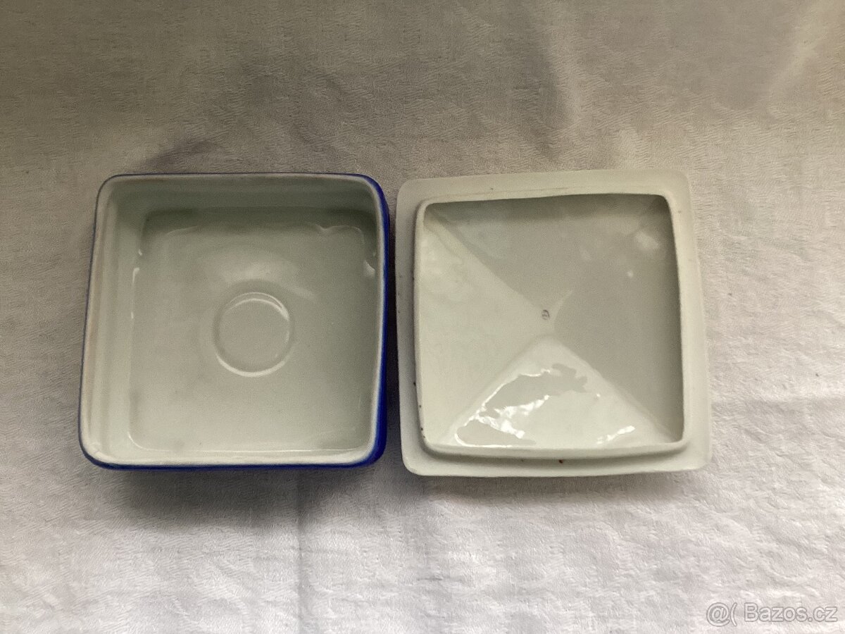 Dóza Royal Epiag - 3