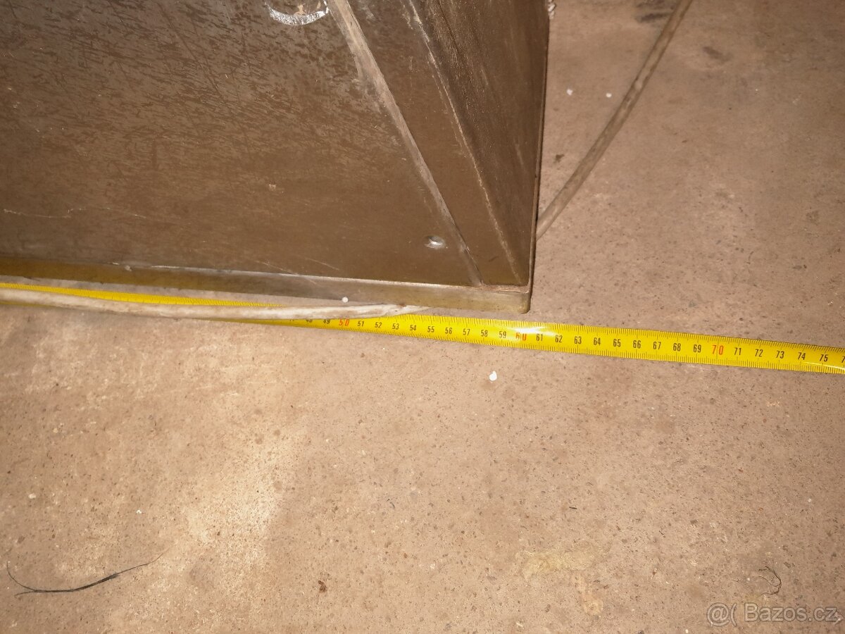 Nerezový box pěstební - 3