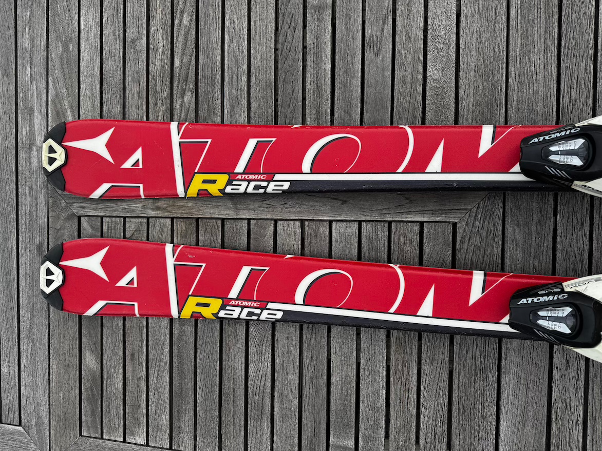 Prodám lyže ATOMIC RACE - 3