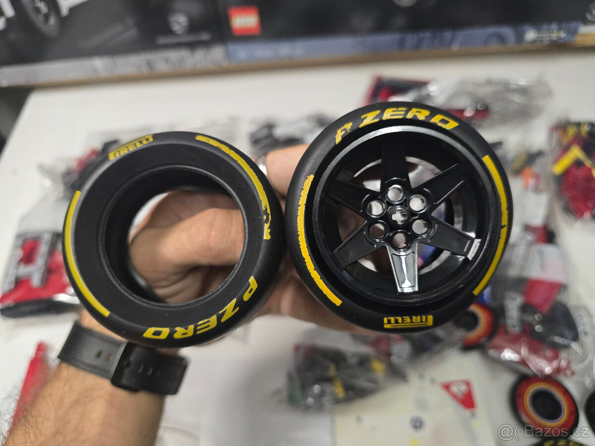 Stavebnice Technic 42207 Auto Ferrari SF-24 F1 (náhrada) - 3