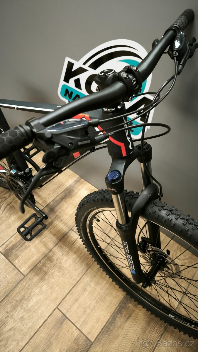 MRX 27,5" M 2025 šedo/červeno/bilé - 3