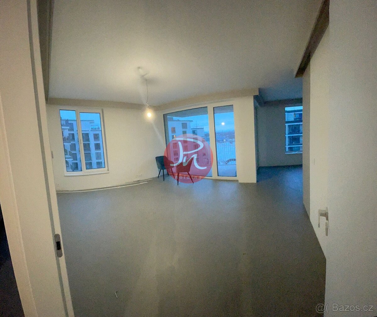 Pronájem nadstandardního bytu 2kk v rezidenci Nová Karolina - 3