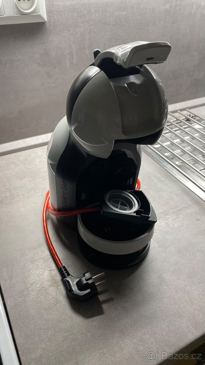 Kapslový kávovar Krups NESCAFÉ Dolce Gusto Mini Me - 3