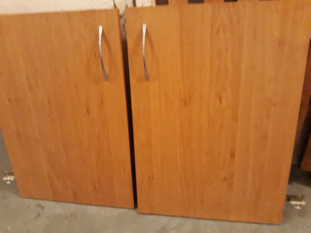 Prodám dvířka kuch.linky - 3