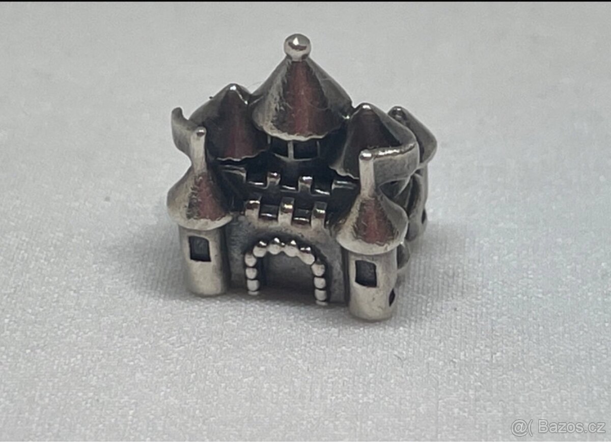 Pandora koralek - hrad - 3