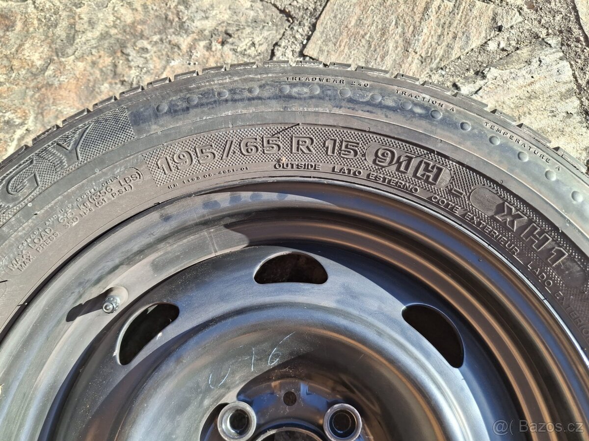 Rezerva plechový disk + pneu 195/65 R15 - 3