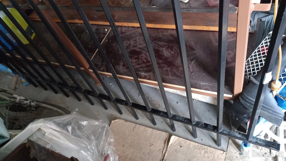 Pilecký - výplň plotu - 3