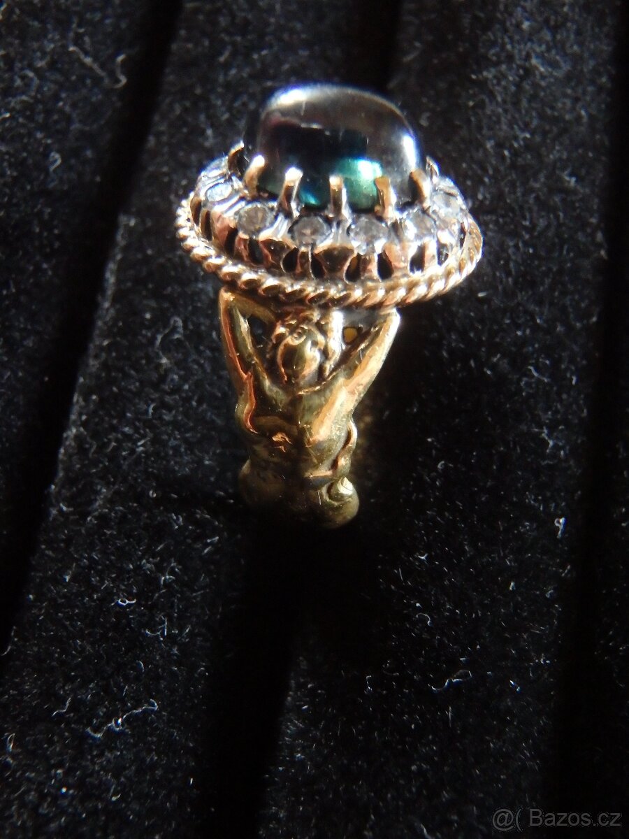 Starožitný zlatý 21,6K prsten se safírem a diamanty. - 3