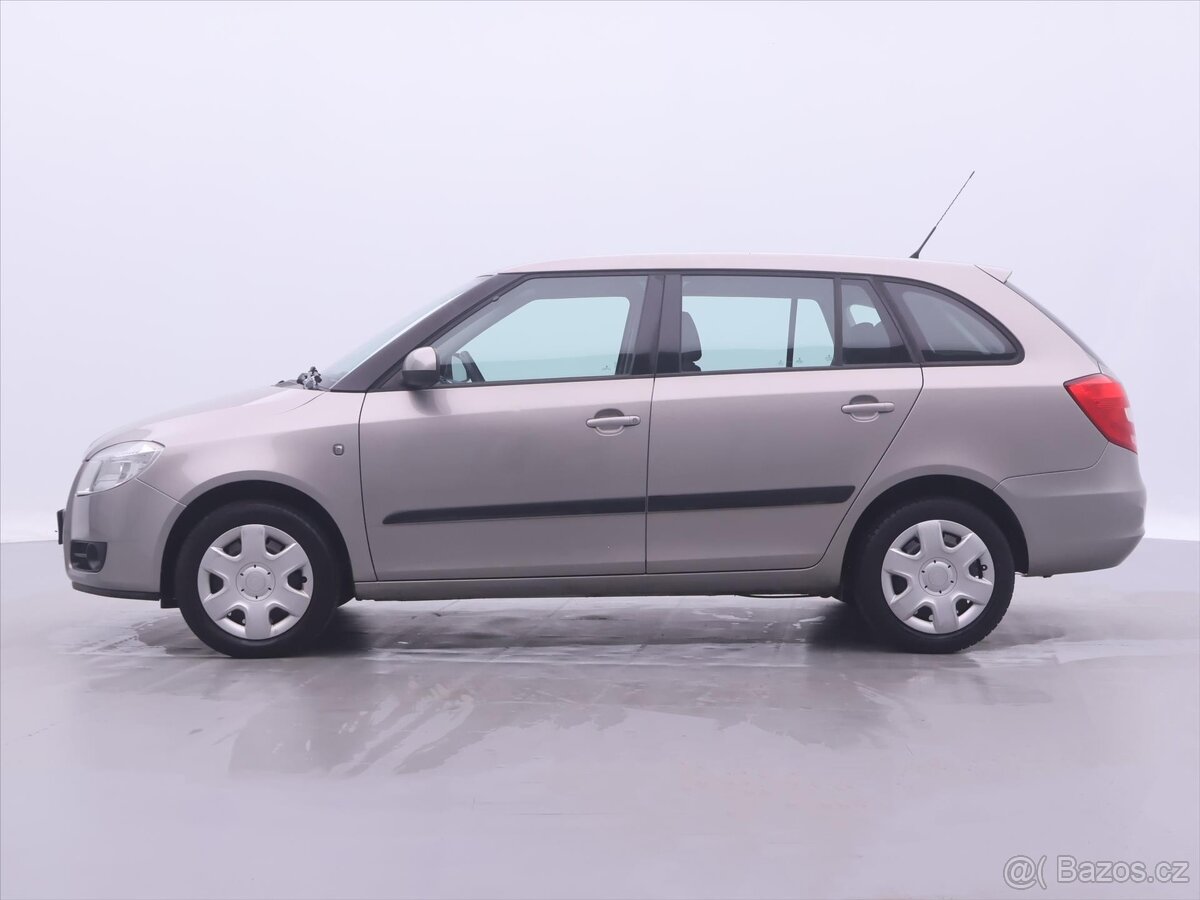 Škoda Fabia 1,4 16V 63kW Ambiente CZ (2009) - 3
