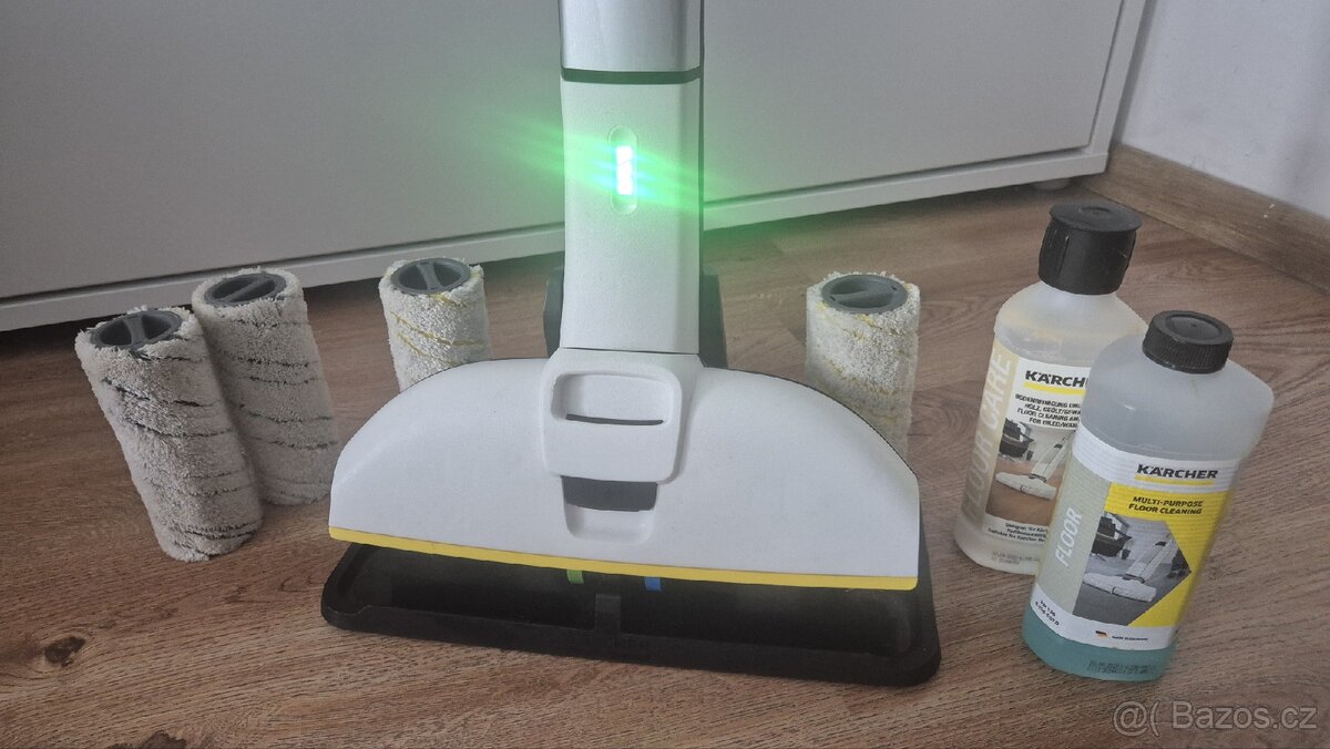 Podlahová myčka Kärcher EWM 2 - 3