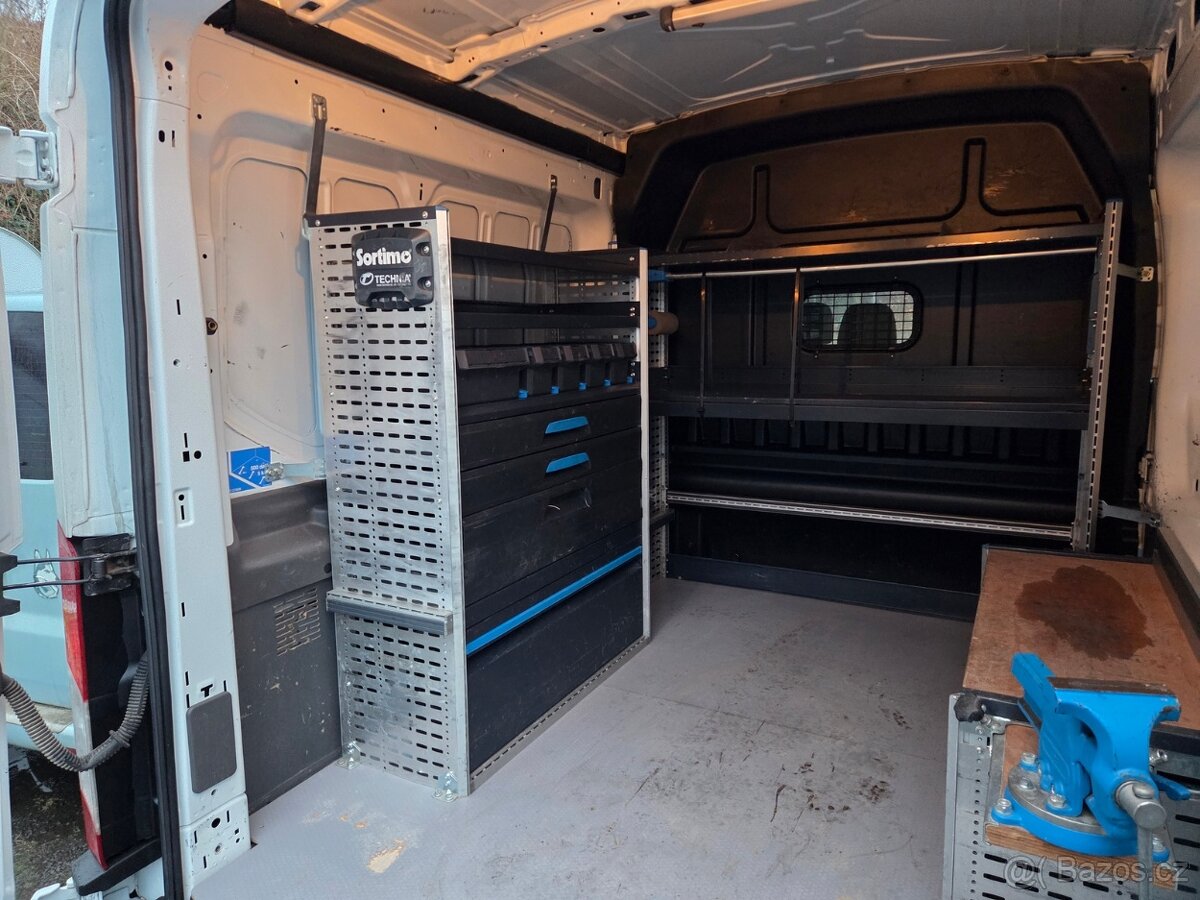 Servisní regály Ford - 3