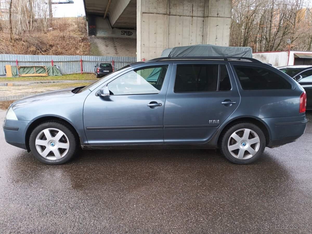 Škoda Octavia ACBVYX01 - 3