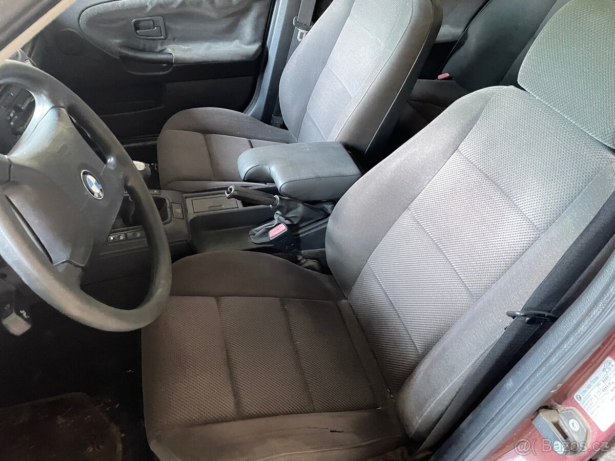 E36 320i díly - 3