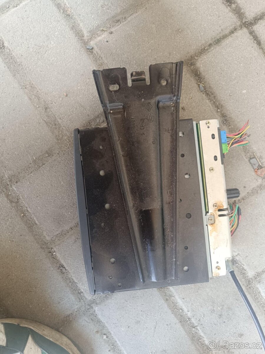 Espace IV rádio cabasse 06-10 - 3