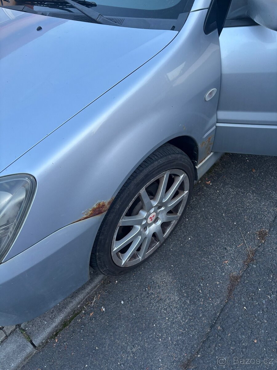 Mitsubishi Lancer Kombi 2005 - 3