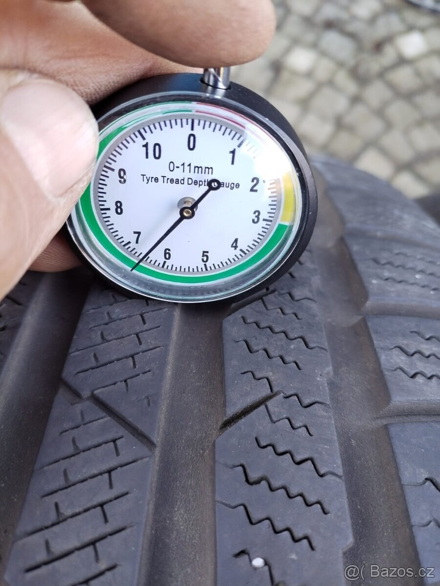 235/55/17 zimni pneu CONTINENTAL 235/55 R17 - 3