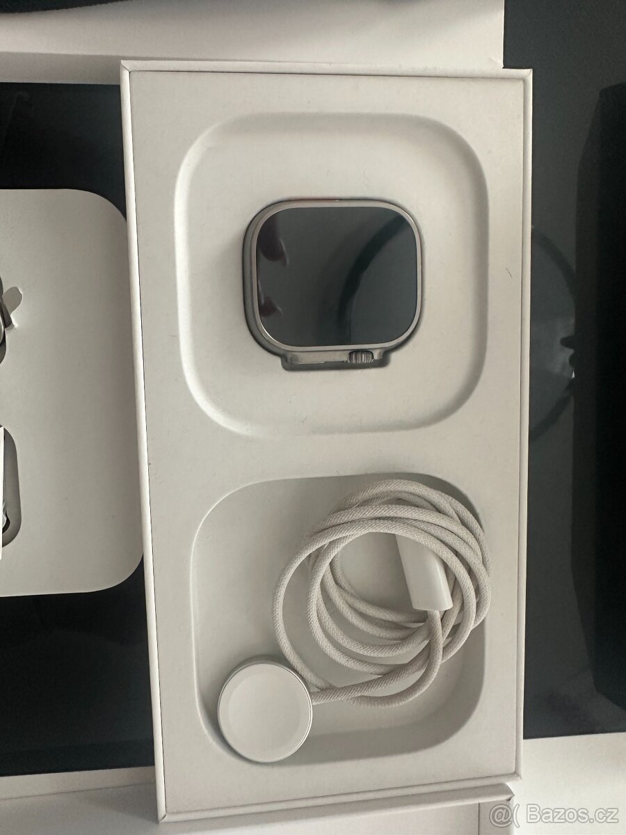 Chytré hodinky Apple Watch Ultra 2 49mm titanové - 3